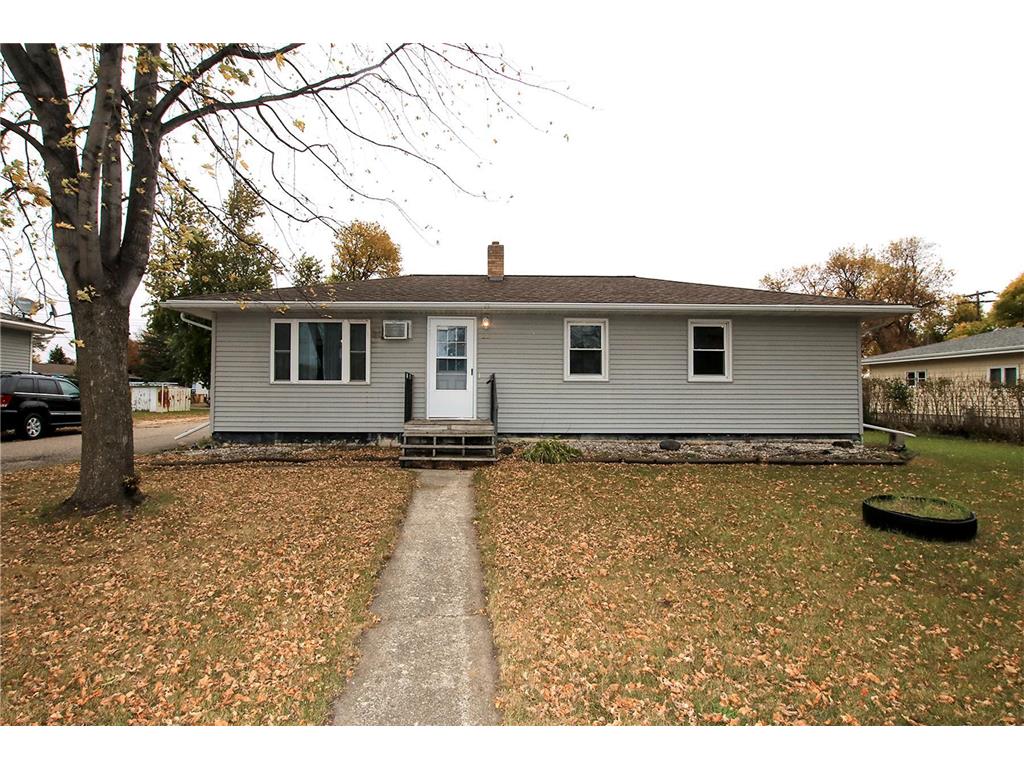 211 Saturn Street N Cosmos MN 56228 6251165 image1