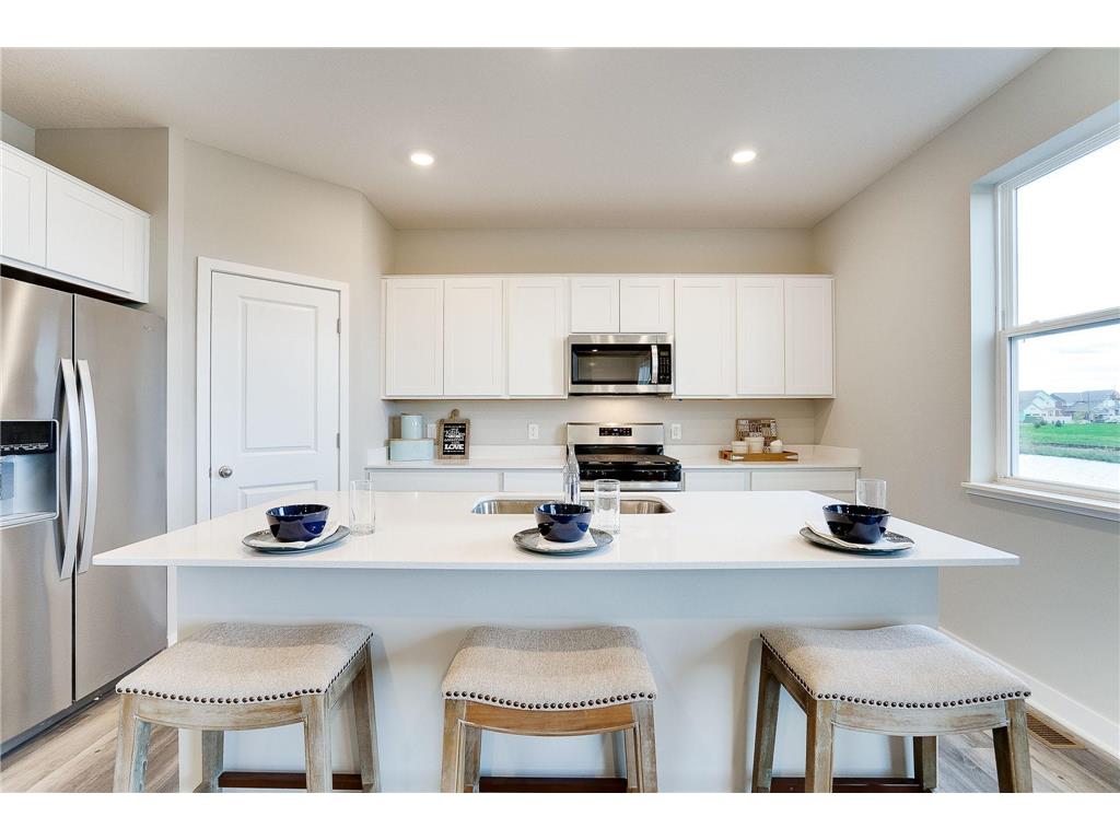 211 Snowdrop Trail Waconia MN 55387 6616502 image1