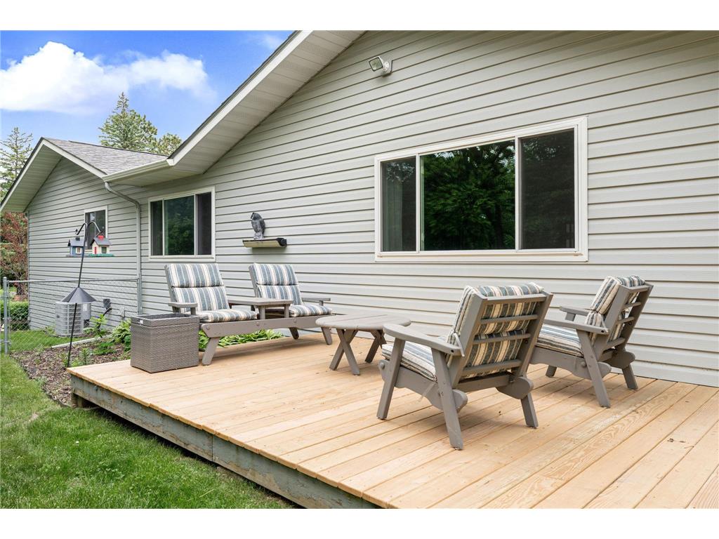 211 Sunrise Drive Medford MN 55049 - Straight River 7086814 image10