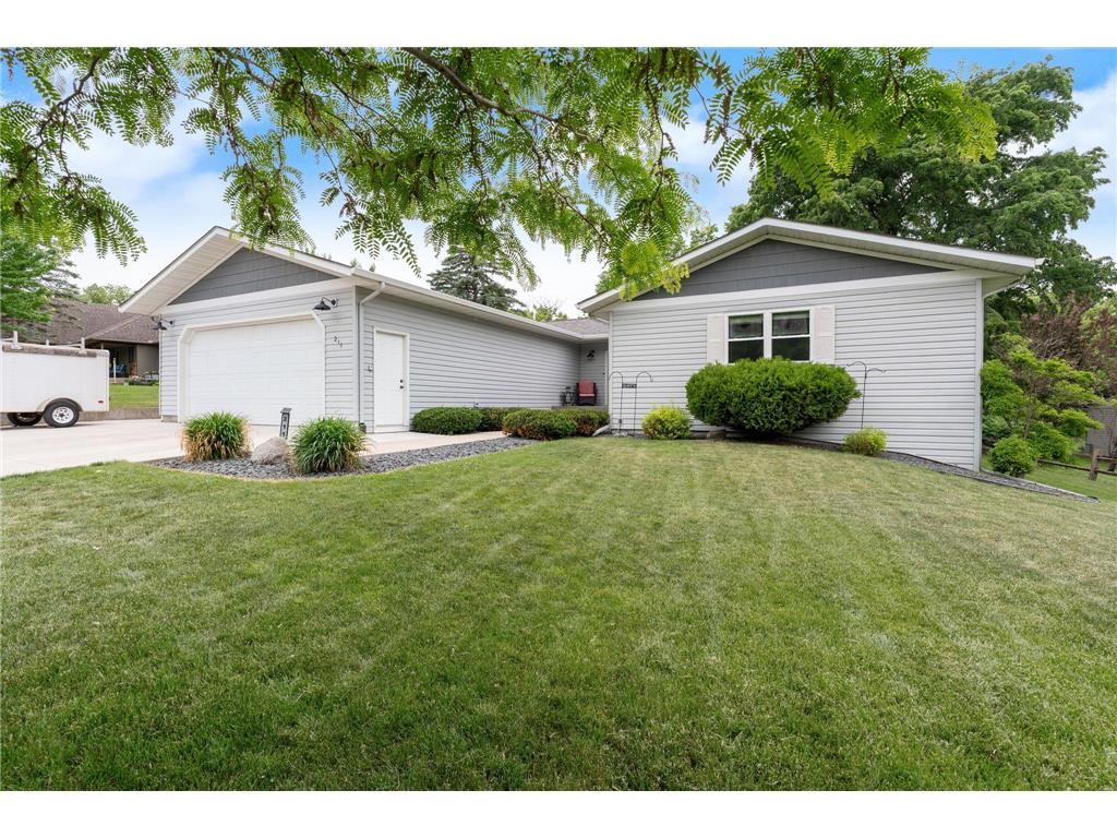 211 Sunrise Drive Medford MN 55049 - Straight River 7086814 image3