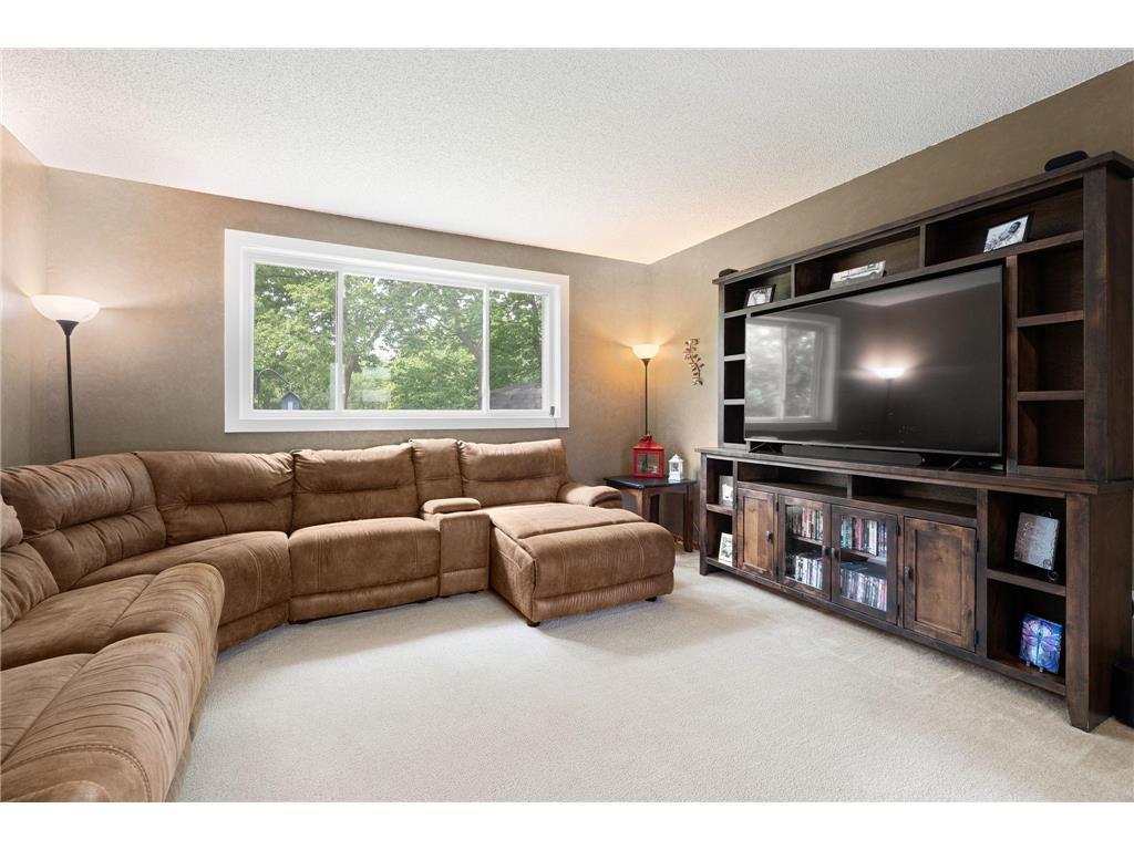 211 Sunrise Drive Medford MN 55049 - Straight River 7086814 image31