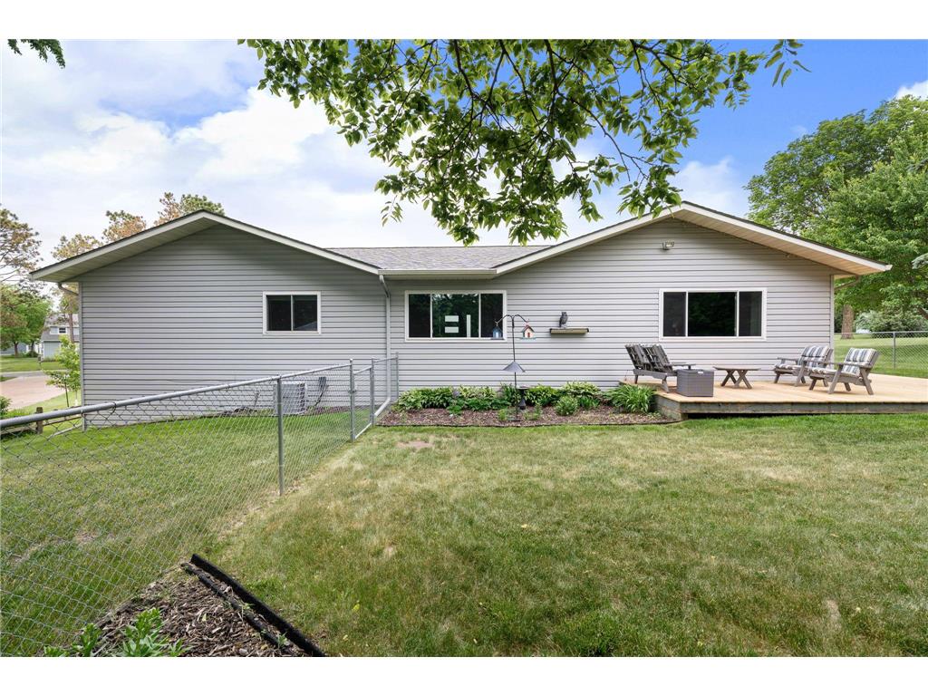211 Sunrise Drive Medford MN 55049 - Straight River 7086814 image6