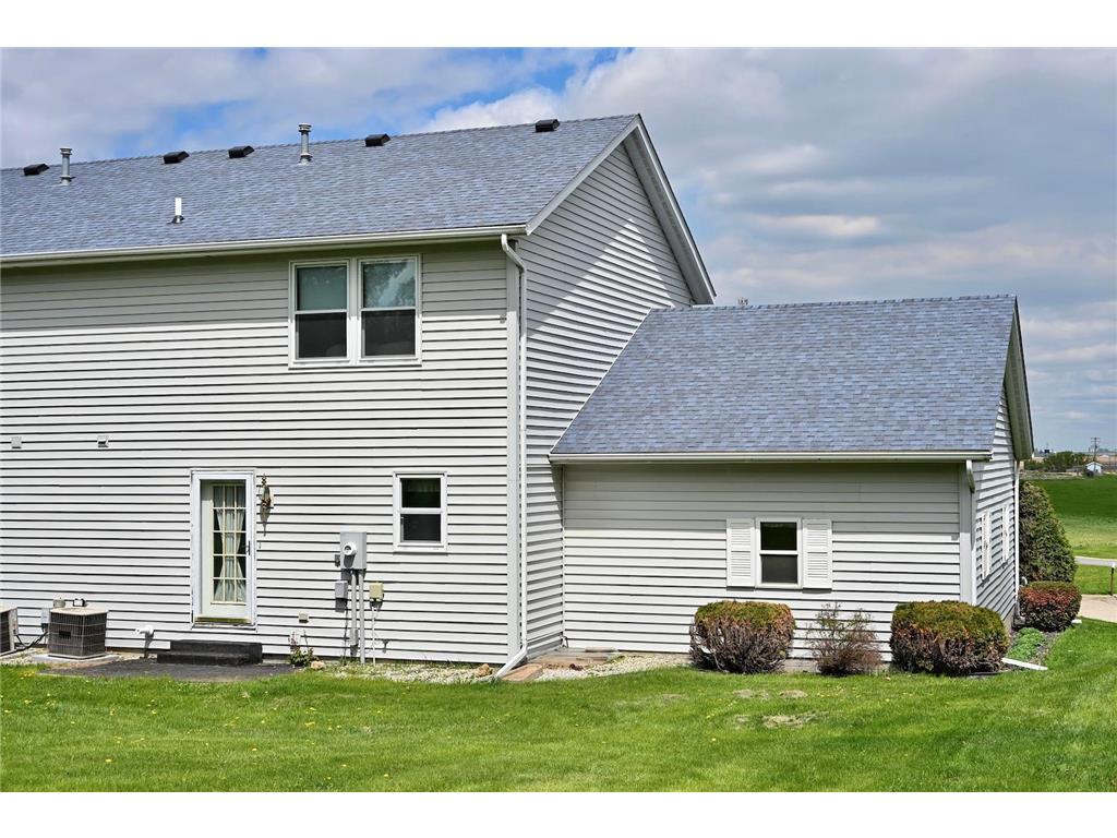 211 Sunset Avenue NW Altura MN 55910 7066264 image17