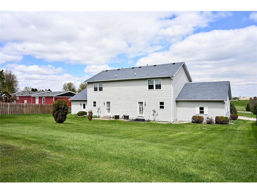211 Sunset Avenue NW Altura MN 55910 7066264 image18