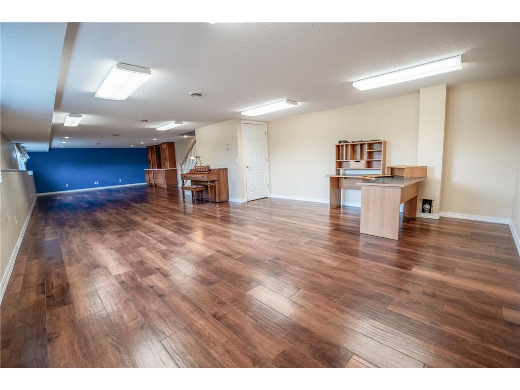 211 Valley View Drive SE Willmar MN 56201 7068921 image21