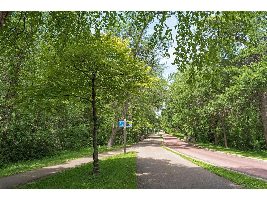 211 W Minnehaha Parkway Minneapolis MN 55419 7023185 image47