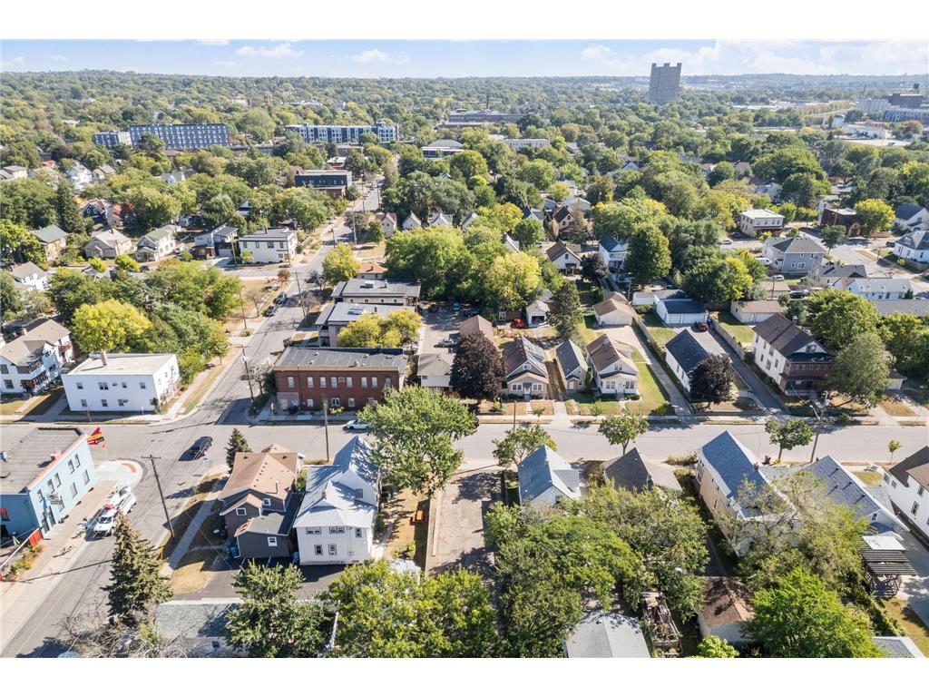2110 4th Street NE Minneapolis MN 55418 7009026 image1