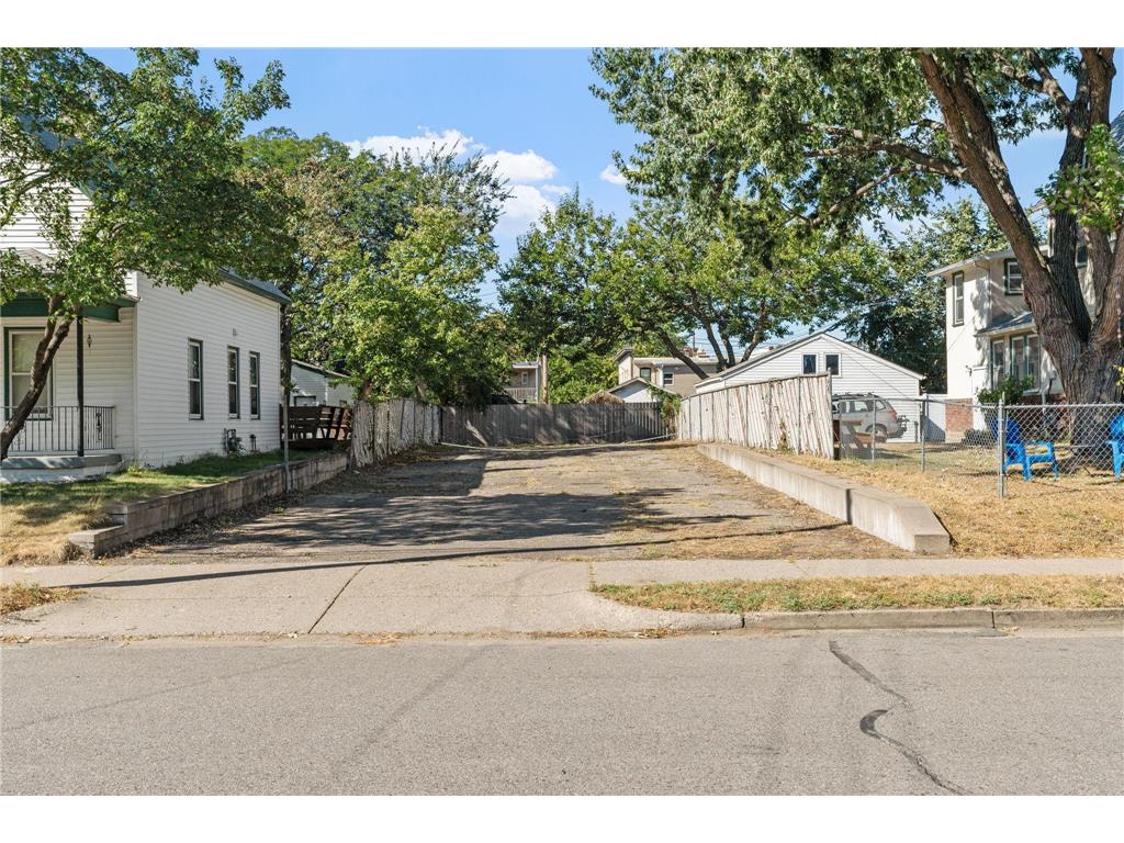 2110 4th Street NE Minneapolis MN 55418 7009026 image13