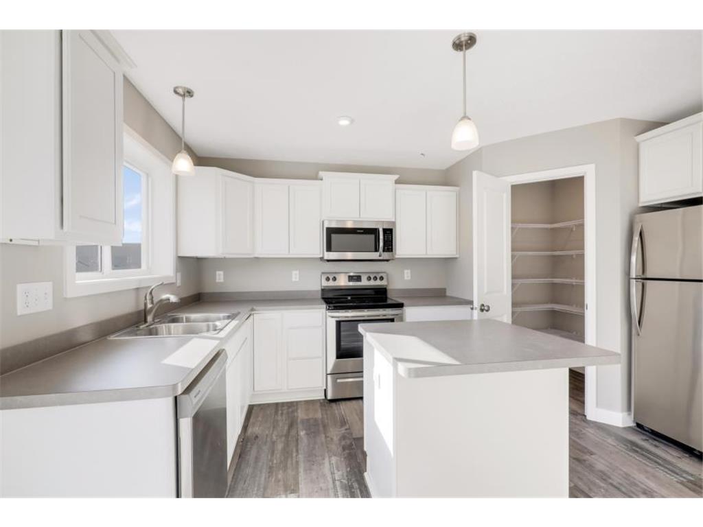 2110 Goldenray Drive NE Faribault MN 55021 6777142 image4