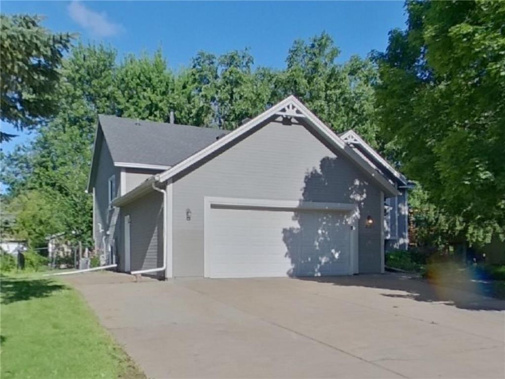 2110 Helmo Avenue N Oakdale MN 55128 6766290 image1