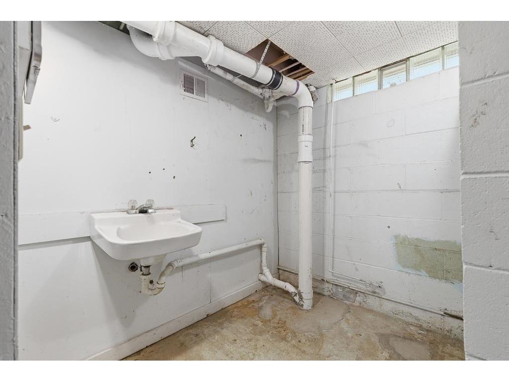 2110 Highway 75 Canby MN 56220 7077616 image36