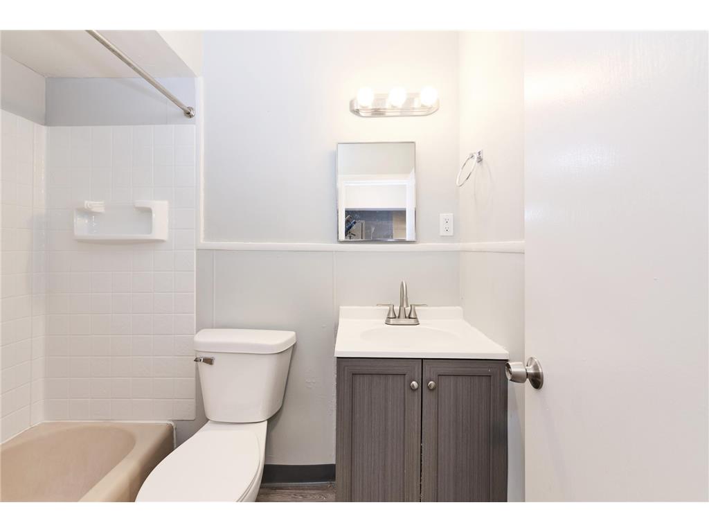 2110 Park Avenue Minneapolis MN 55404 6823043 image17