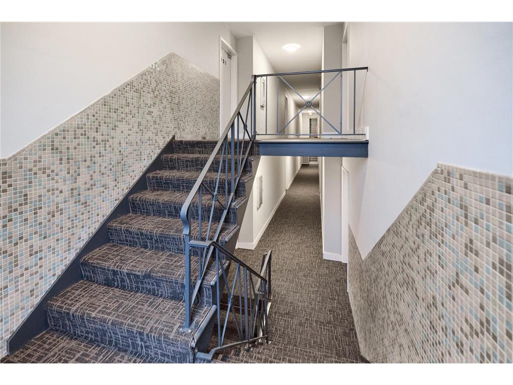 2110 Park Avenue Minneapolis MN 55404 6823043 image6