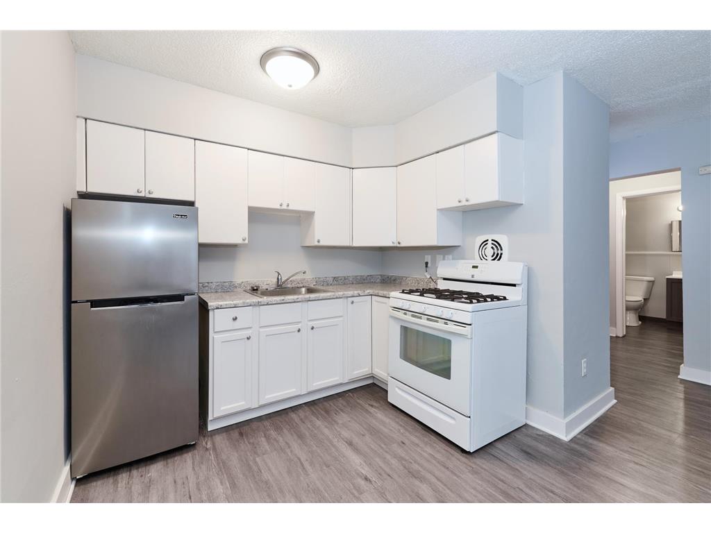 2110 Park Avenue Minneapolis MN 55404 6823043 image9