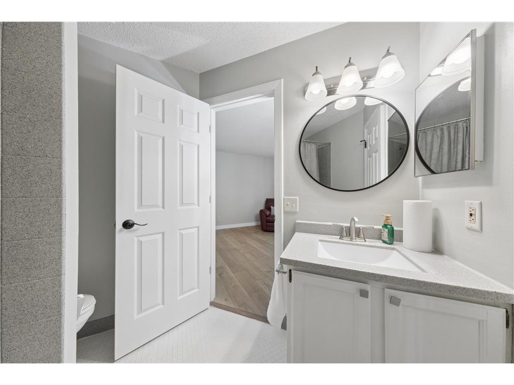 2110 Ridge Drive #14 Saint Louis Park MN 55416 7072013 image10