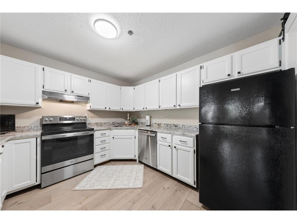 2110 Ridge Drive #14 Saint Louis Park MN 55416 7072013 image4