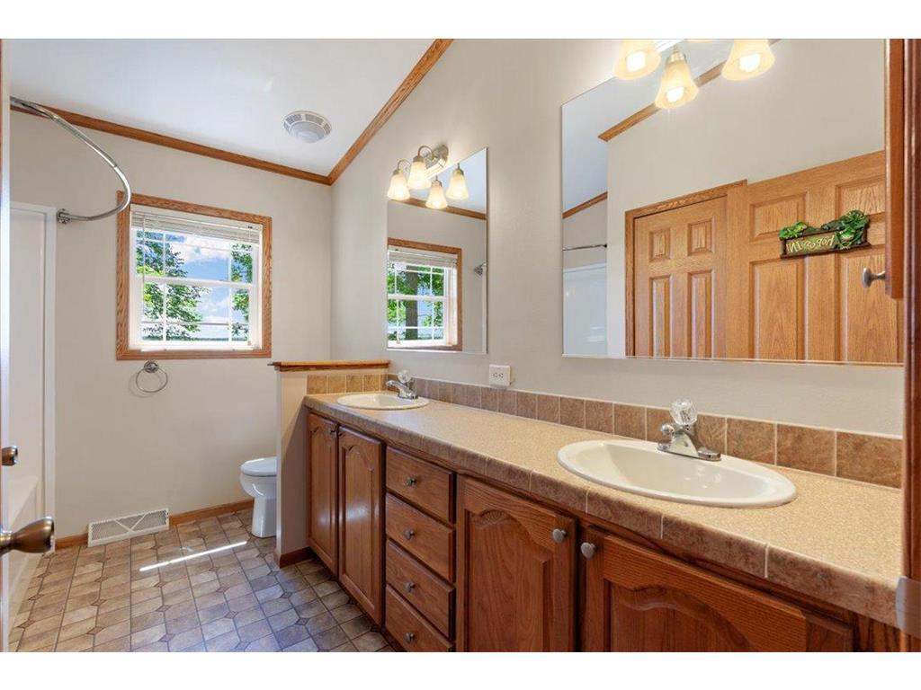 21100 Fir Trail Park Rapids MN 56470 - Fish Hook 7090713 image24