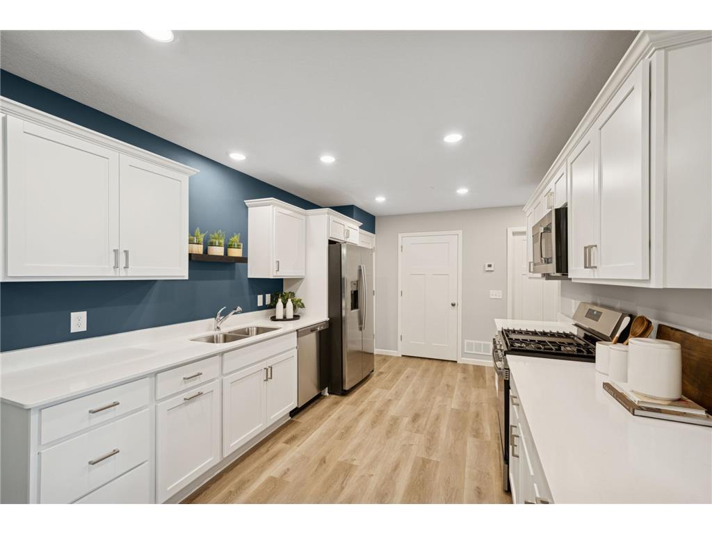 2111 Birch Lane Montrose MN 55363 7049877 image12