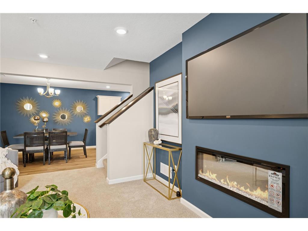 2111 Birch Lane Montrose MN 55363 7049877 image6