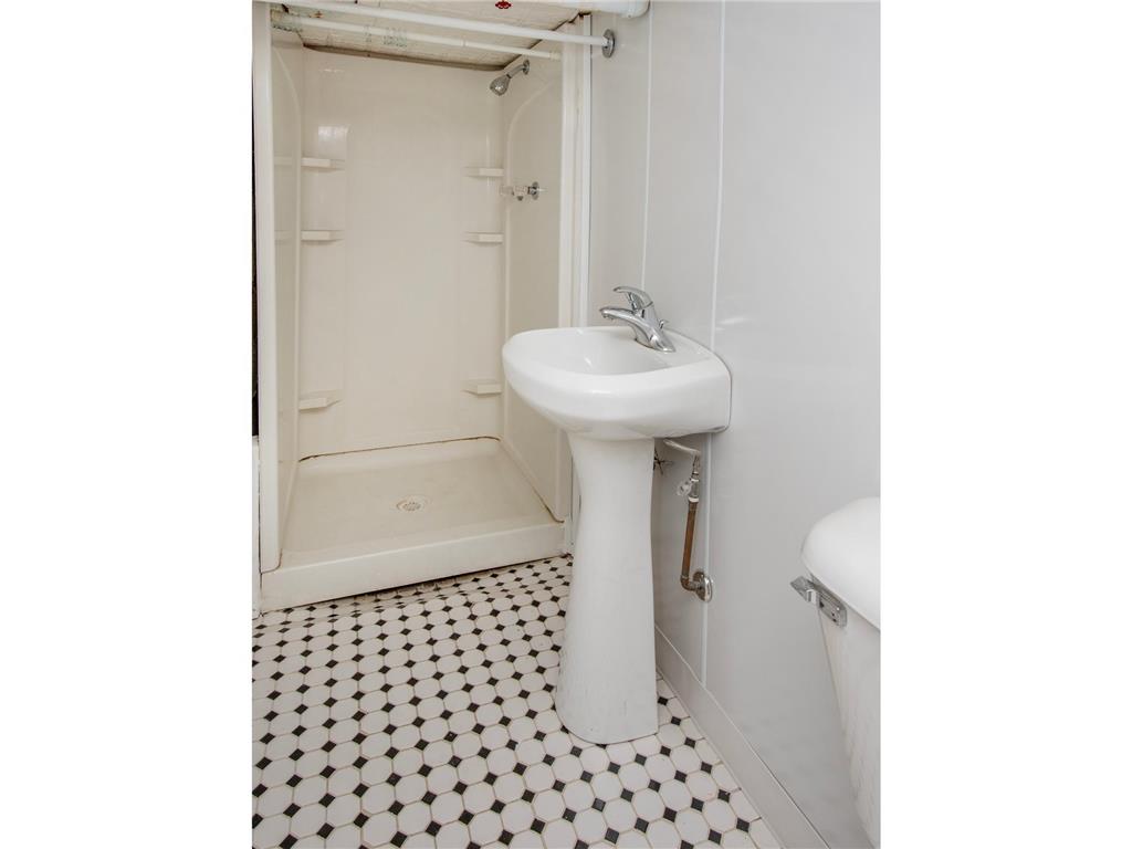 2111 Dayton Avenue Saint Paul MN 55104 7009295 image42