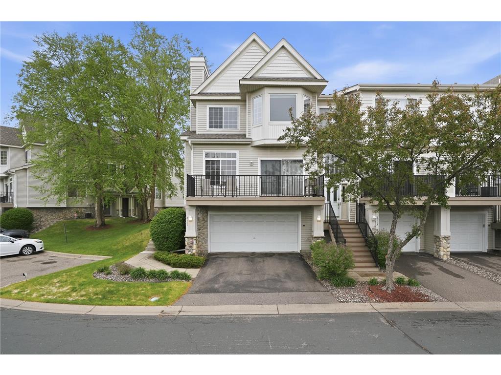 2111 Eagle Trace Lane Woodbury MN 55129 7076259 image1
