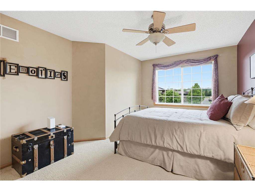 2111 Eagle Trace Lane Woodbury MN 55129 7076259 image32