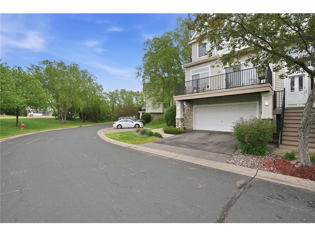 2111 Eagle Trace Lane Woodbury MN 55129 7076259 image4
