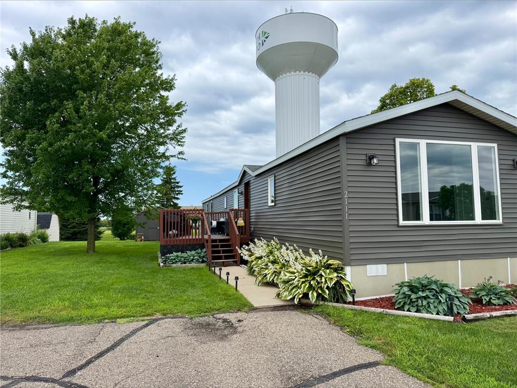 2111 Excalibur Road North Mankato MN 56003 7105565 image1