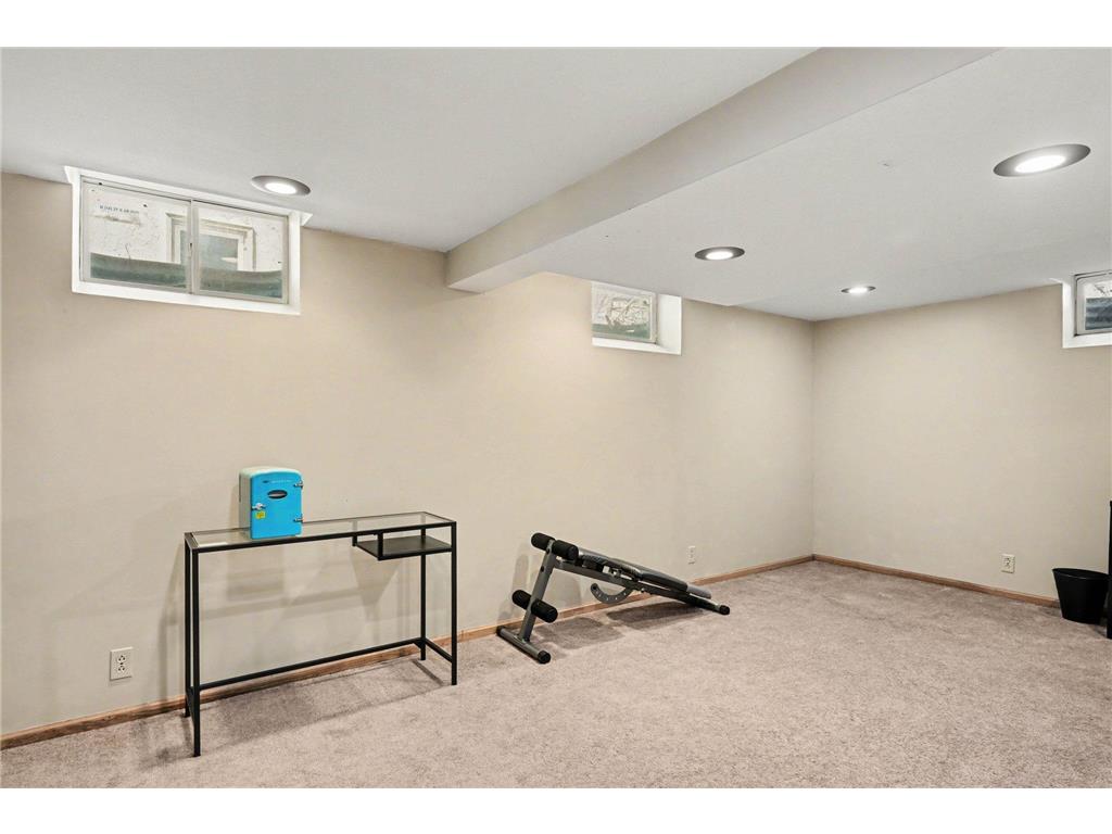 2111 Fremont Avenue E Saint Paul MN 55119 7081987 image12