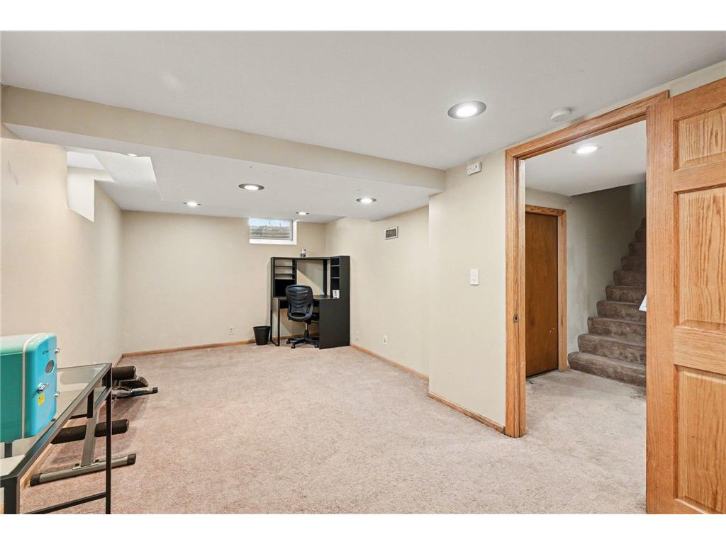 2111 Fremont Avenue E Saint Paul MN 55119 7081987 image14