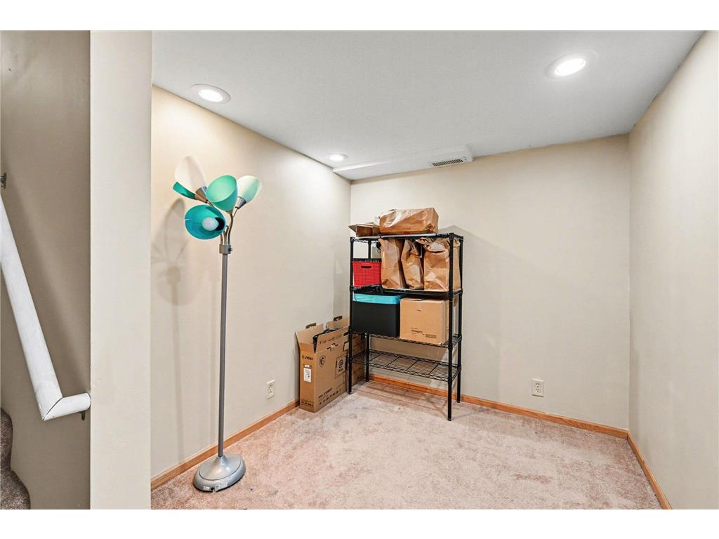 2111 Fremont Avenue E Saint Paul MN 55119 7081987 image16