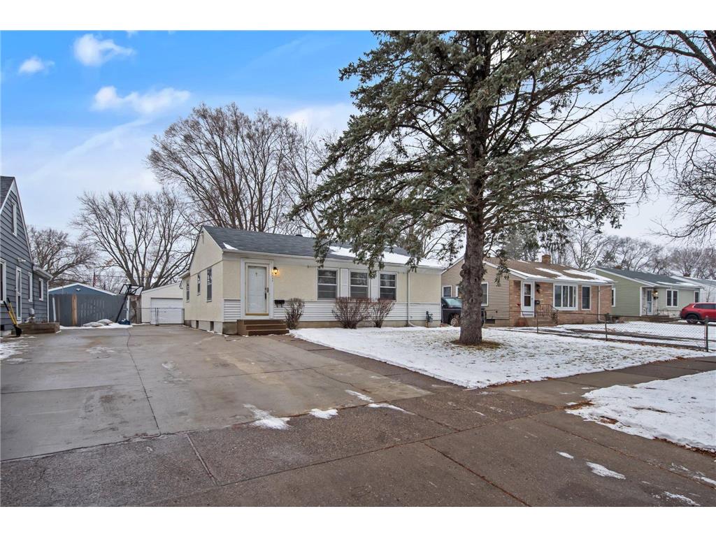 2111 Geranium Avenue E Saint Paul MN 55119 6481308 image1