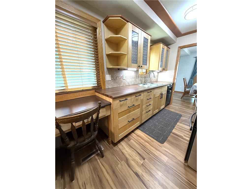 2111 Kings Valley Road W Golden Valley MN 55427 7100416 image26