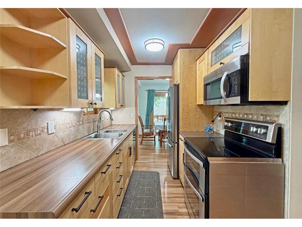 2111 Kings Valley Road W Golden Valley MN 55427 7100416 image29
