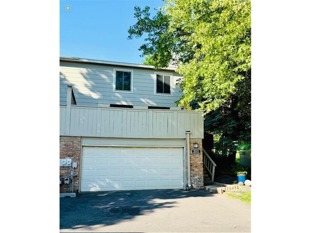 2111 Kings Valley Road W Golden Valley MN 55427 7100416 image3