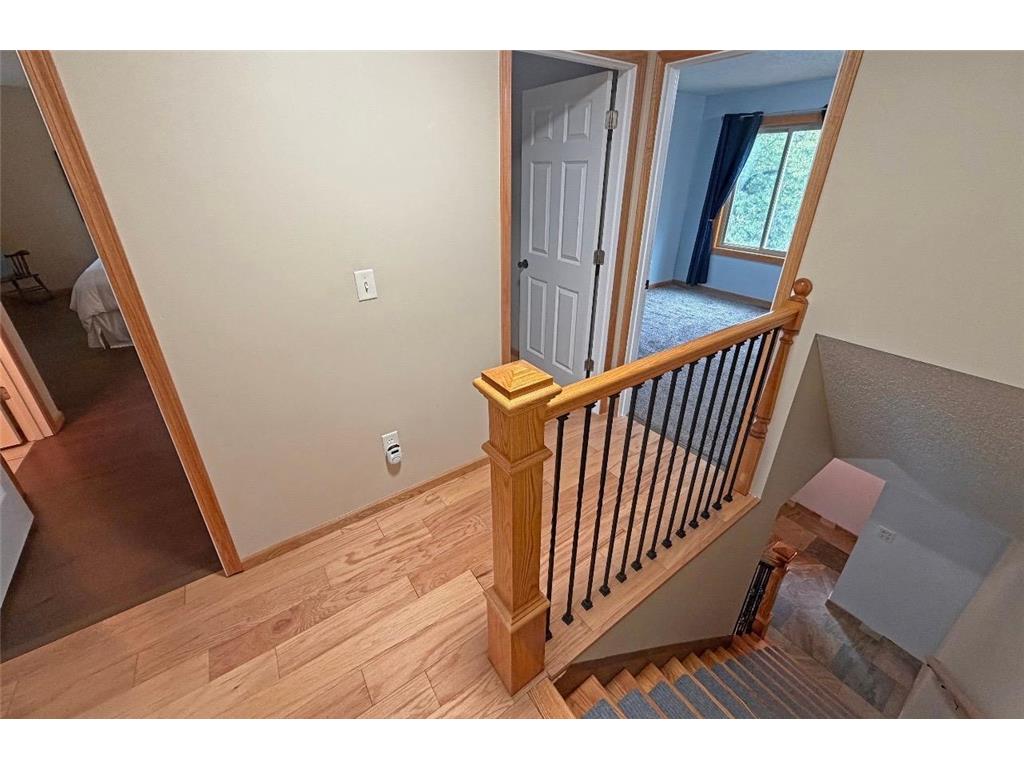 2111 Kings Valley Road W Golden Valley MN 55427 7100416 image38