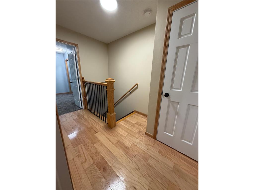 2111 Kings Valley Road W Golden Valley MN 55427 7100416 image39