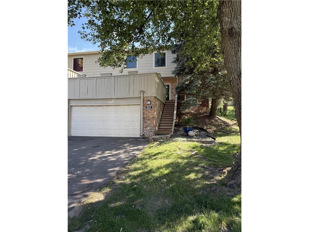 2111 Kings Valley Road W Golden Valley MN 55427 7100416 image5