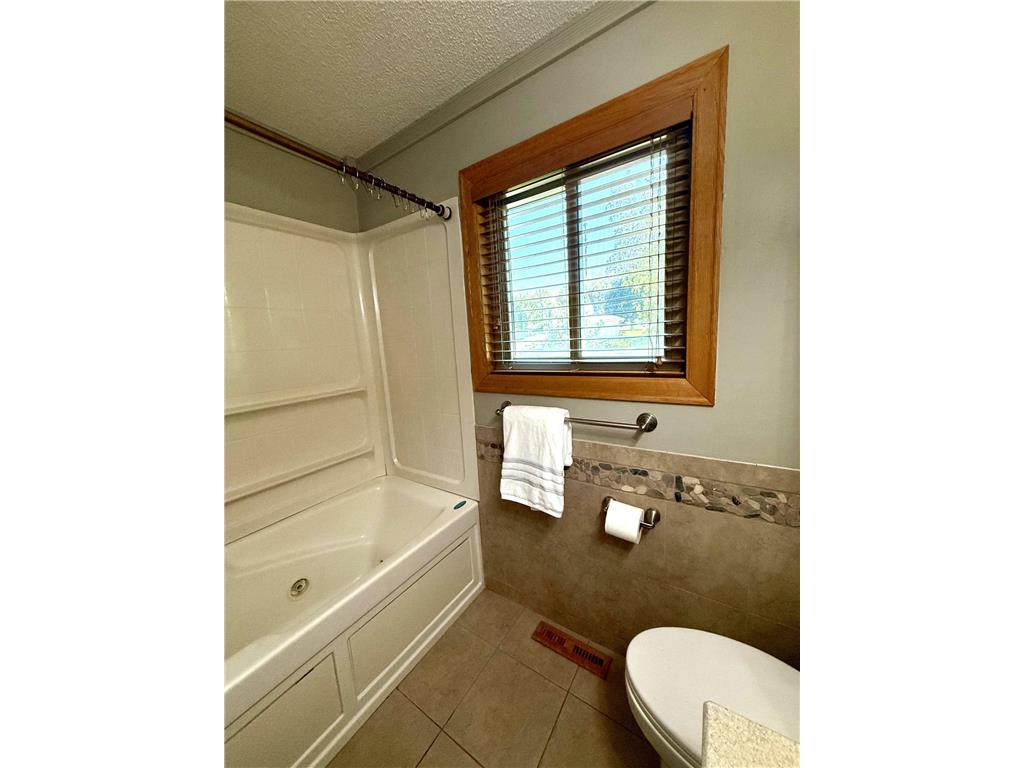 2111 Kings Valley Road W Golden Valley MN 55427 7100416 image59