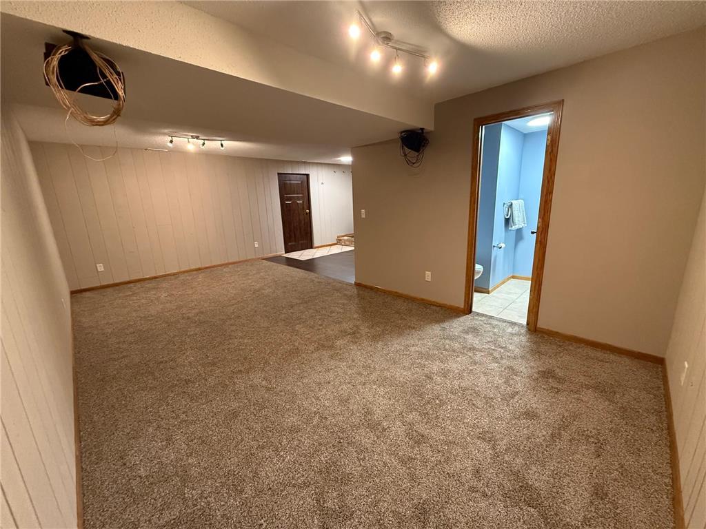 2111 Kings Valley Road W Golden Valley MN 55427 7100416 image63