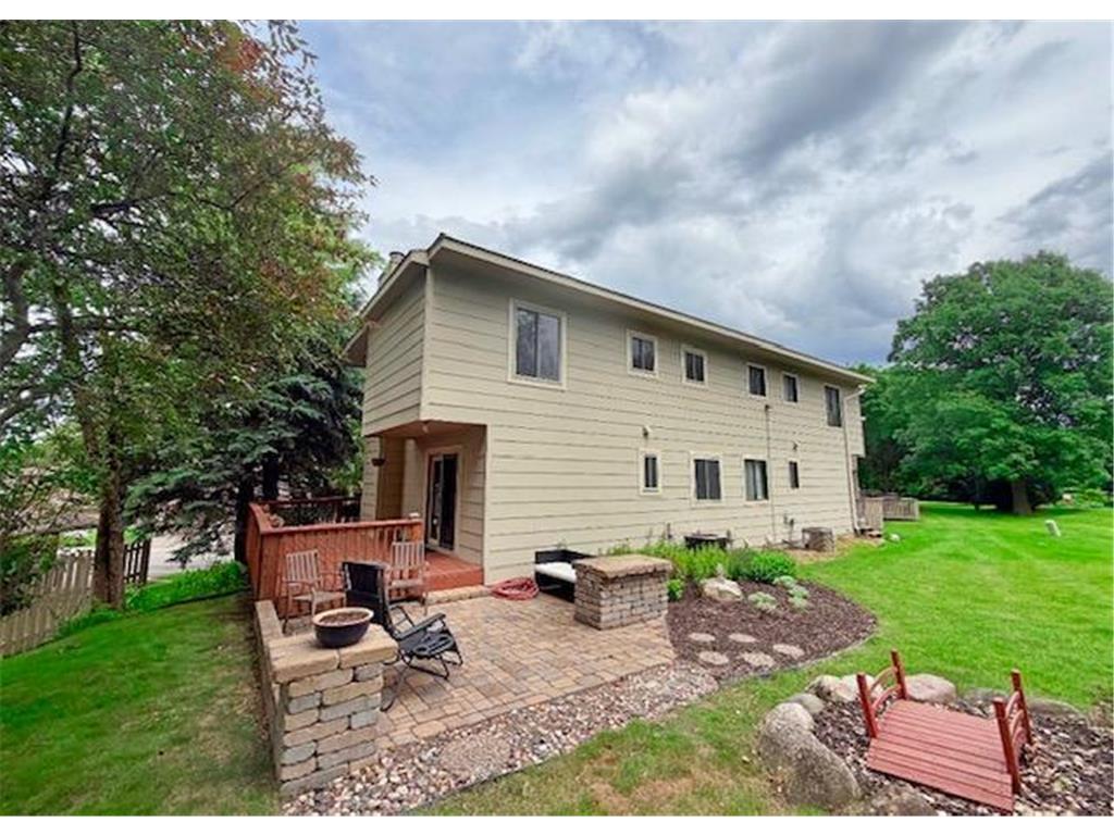 2111 Kings Valley Road W Golden Valley MN 55427 7100416 image73
