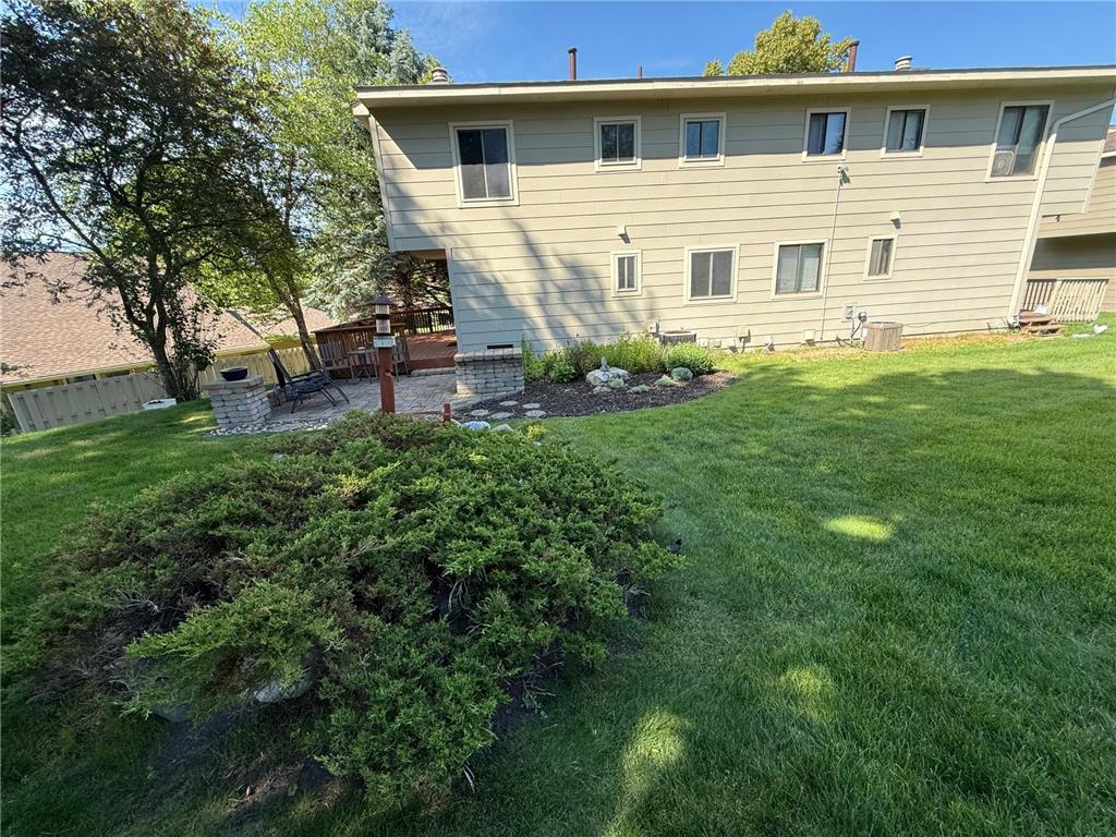 2111 Kings Valley Road W Golden Valley MN 55427 7100416 image82