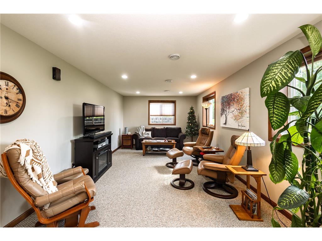 2111 Robins Nest SE Alexandria MN 56308 7086327 image36