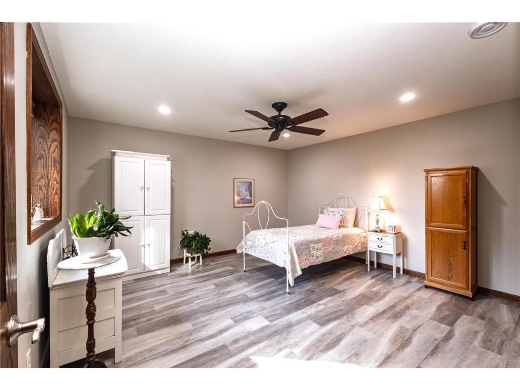 2111 Robins Nest SE Alexandria MN 56308 7086327 image41