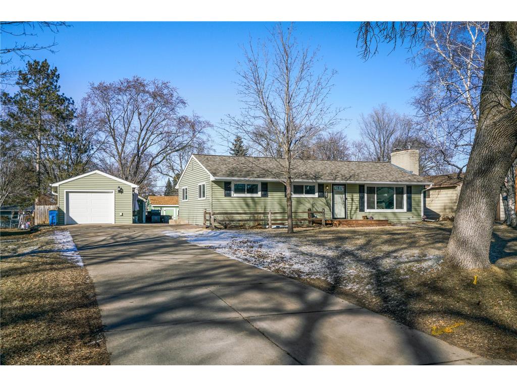 2111 Roth Place White Bear Lake MN 55110 6480900 image1