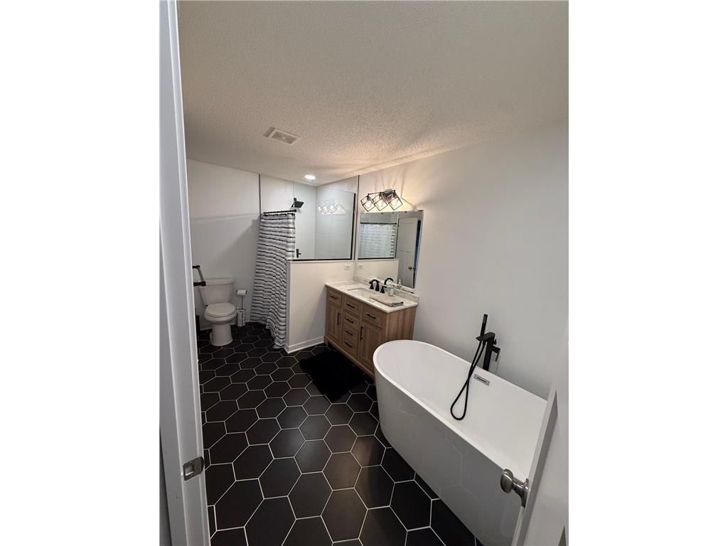 2111 Willow Circle Centerville MN 55038 7069963 image12
