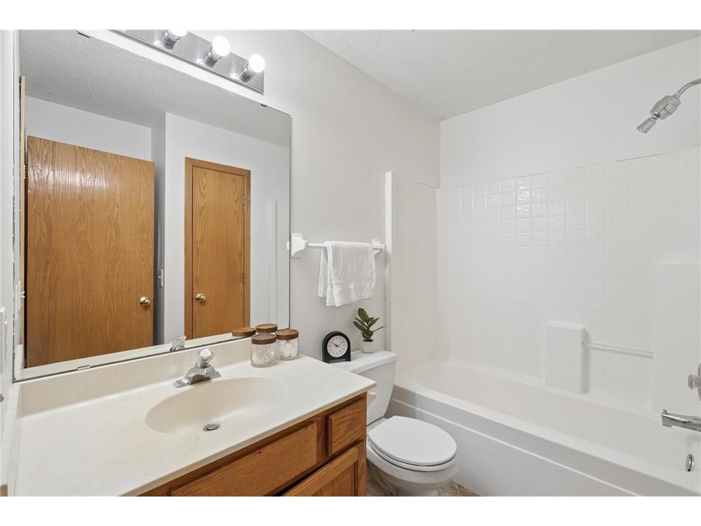 21117 Honeycomb Path Lakeville MN 55044 7063055 image18