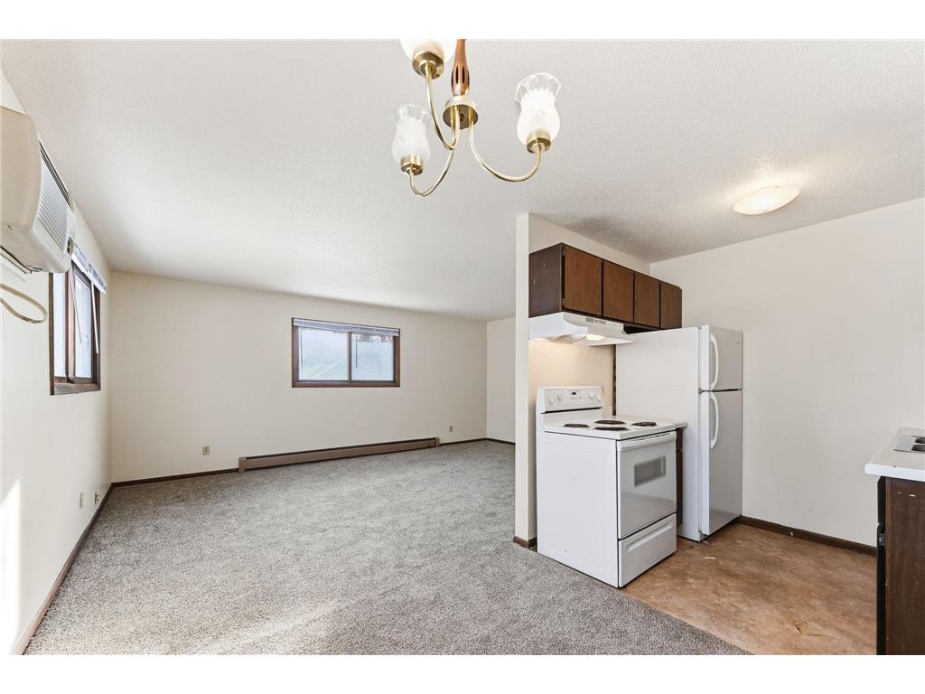 2112 44th Avenue N Minneapolis MN 55412 6824242 image10