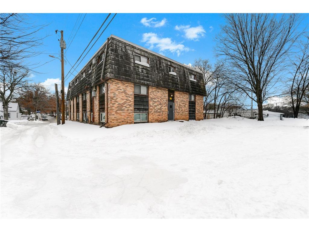 2112 44th Avenue N Minneapolis MN 55412 6824242 image22