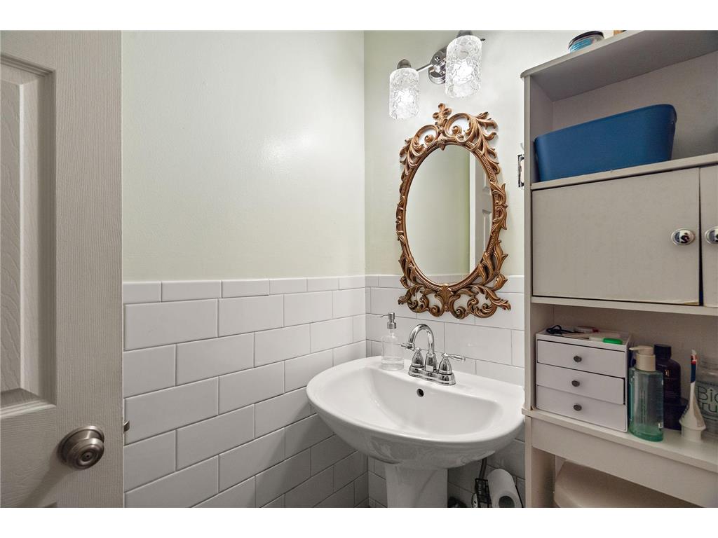 2112 Garfield Avenue #14 Minneapolis MN 55405 7061722 image15